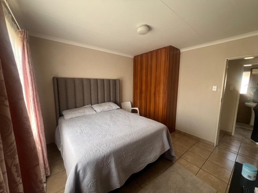 3 Bedroom Property for Sale in Waterkloof Hill Estate North West